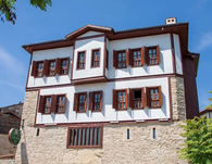 Saffronia 1900 Konak